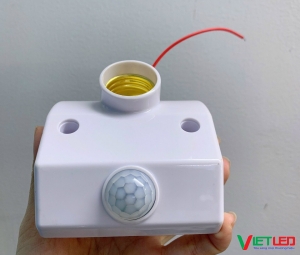 ĐUI ĐÈN CẢM ỨNG CHUYỂN ĐỘNG HỒNG NGOẠI E27 
