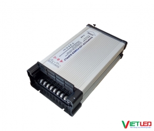 NGUỒN 12V58A 700W NGOÀI TRỜI CHỐNG MƯA HỘP NHÔM