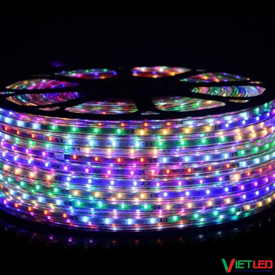 LED 2835 1 HÀNG BÓNG 6 MÀU CHẠY ĐUỔI ĐIỆN 220V